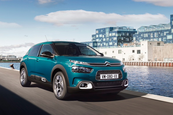 CITROЁN C3 Aircross завоював головну нагороду європейського конкурсу AUTOBEST 2018 як «Кращий автомобіль для покупки в Європі», в якому переміг п'ять інших фіналістів