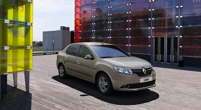 Згідно з регламентом періодичного технічного обслуговування Renault рекомендує міняти ремені кожні 60000 км