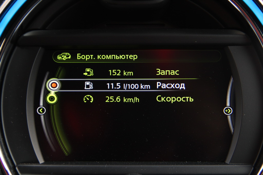 Адже з двушкой під капотом і динаміка розгону до сотні версії Cooper S ALL4 виросла на 1 с