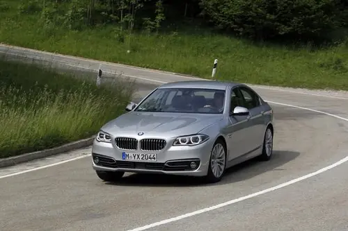 BMW 5-ої серії - справжній автомобіль для водія, плоть від плоті БМВ