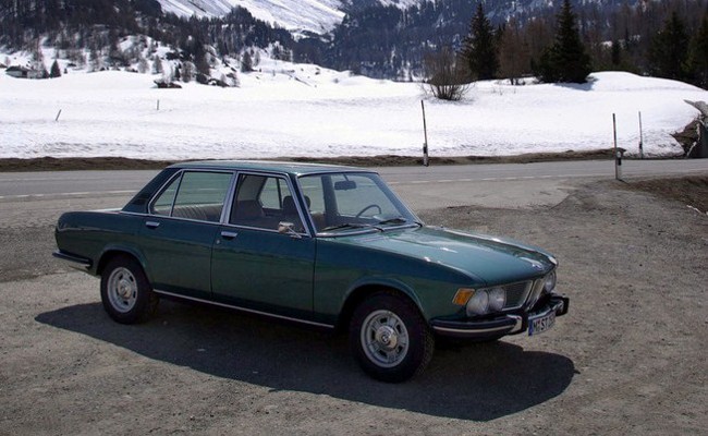А після випуску в 1968 році моделей BMW 2500 і 2800 з новим 6-ти циліндровим двигуном, компанія переможно повернула своє місце у виробництві розкішних седанів