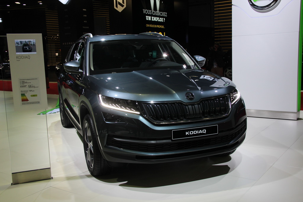 Серійне виробництво Skoda Kodiaq стартує цієї осені, а до дилерів новинка почне надходити навесні 2017 року