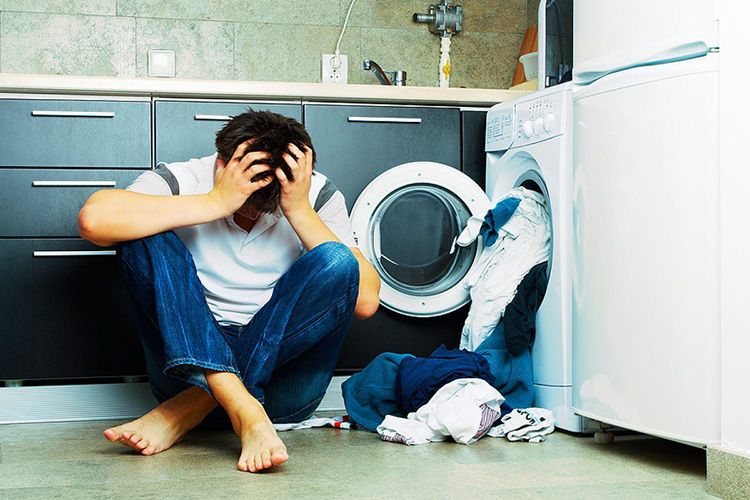 Практично в кожному будинку є   пральна машина   , Яка значно полегшує життя сучасній людині