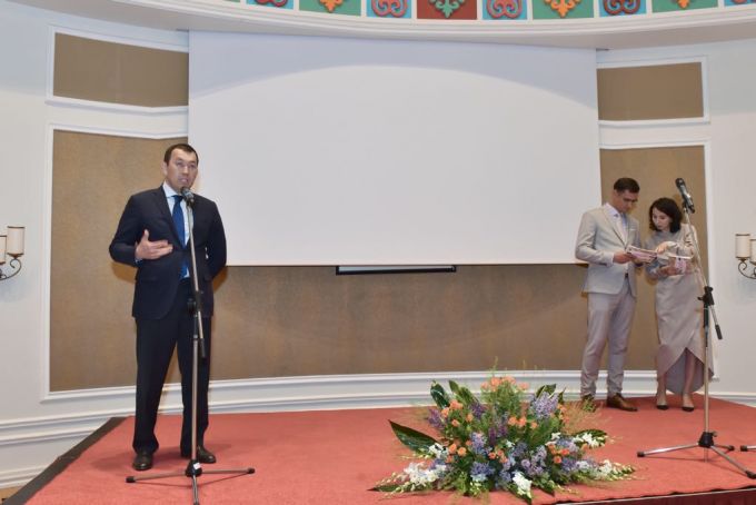 Виступаючи на презентації, міністр з інвестицій та розвитку Женис Касимбеков наголосив на важливості видання