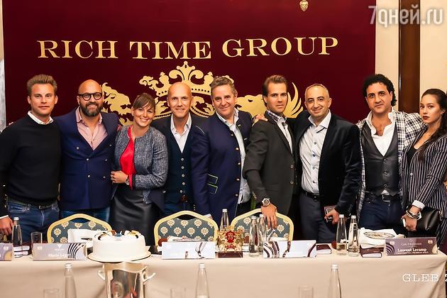 В одному з найпрестижніших готелів Москви «Ritz Carlton» відбулася прес-конференція відомих швейцарських годинникових брендів