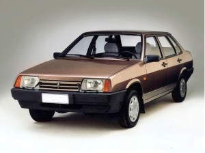 На початку 90-их років ВАЗ 21099 був дуже крутим автомобілем