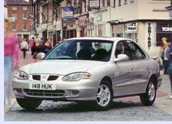 Друге покоління Hyundai Elantra J2 (більше відоме у нас під ім'ям Lantra) дебютувало восени 1995 року