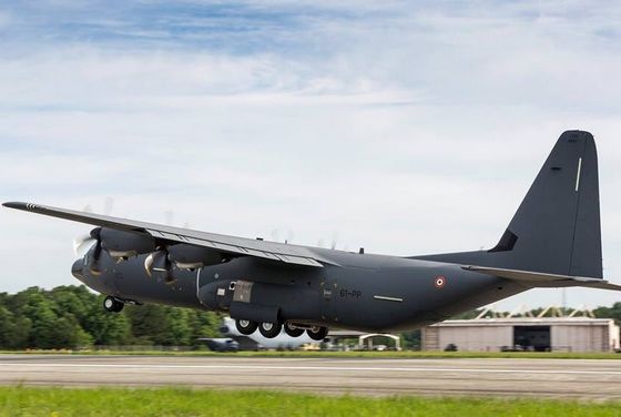 Командування Військово-повітряних сил Франції оголосив про прибуття на авіабазу «Орлеан-Бріс» другого літака ВТА C-130J-30 «Супер Геркулес»